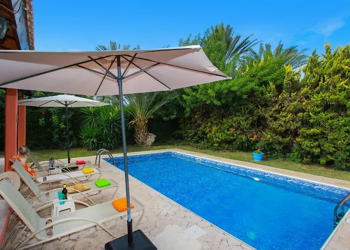 Βίλα Poppy By Πόλη